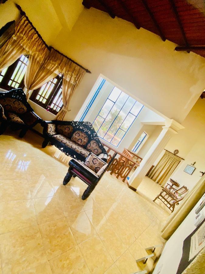 Hikka Paradise Guest House Hikkaduwa Esterno foto