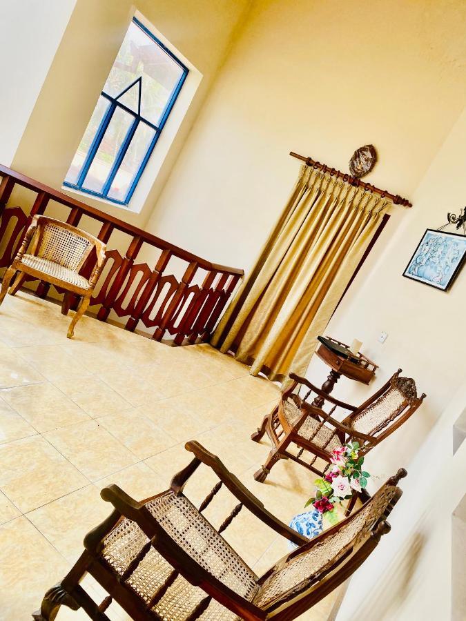 Hikka Paradise Guest House Hikkaduwa Esterno foto